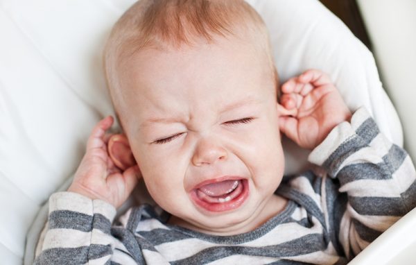baby crying while teething